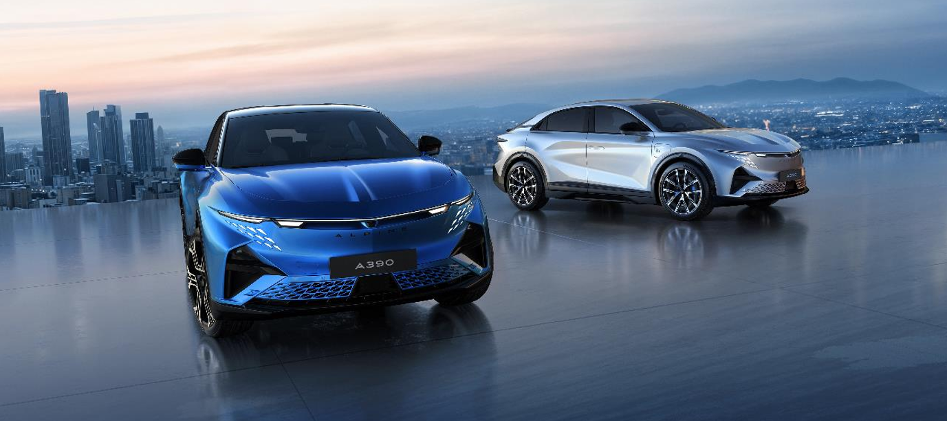 Deux finitions GT et GTs pour l'Alpine A390